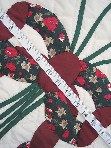 Lancaster Treasure Applique Amish Quilt 100x111