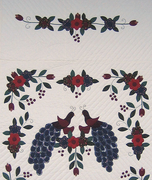 Peacock Applique Amish Quilt 104x113
