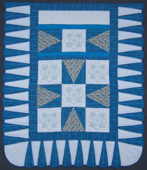 Embroidered Flowers Amish Quilt Pillows 94x111