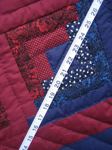 Log Cabin Star Patchwork Amish Quilt 102x117