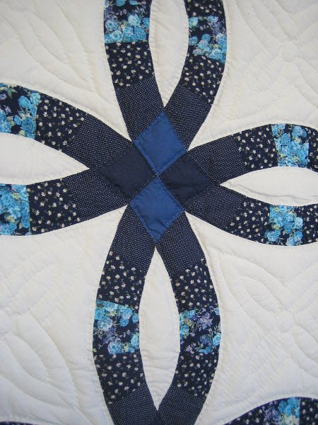Blue Double Wedding Ring Amish Quilt 92x105