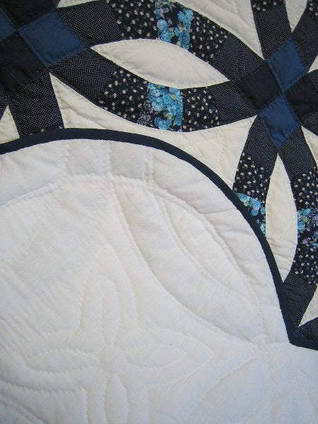 Blue Double Wedding Ring Amish Quilt 92x105