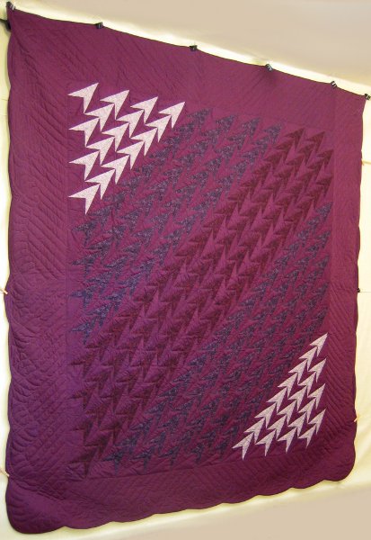 Turkey Tracks Patchwork Amish Quilt 106x118