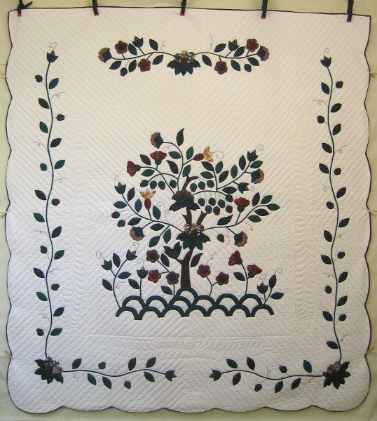 Tree Life Applique Amish Quilt 103x113