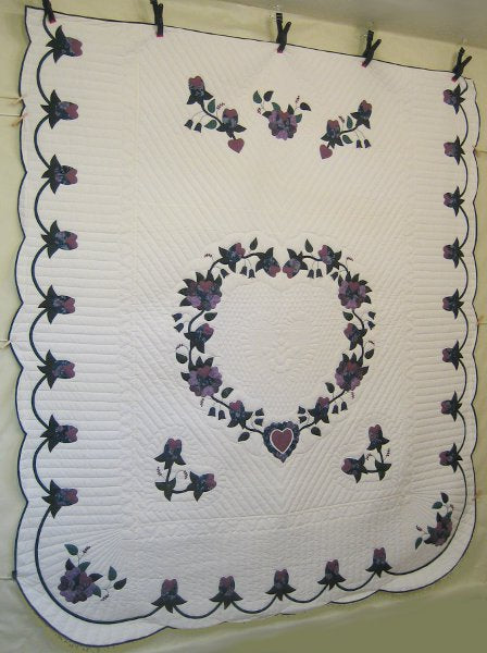 Heart of Roses Applique Amish Quilt 102x113