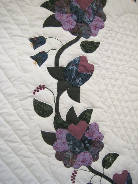 Heart of Roses Applique Amish Quilt 102x113
