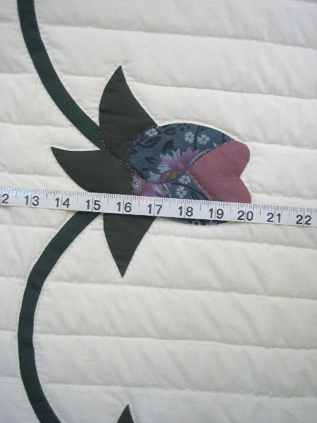 Heart of Roses Applique Amish Quilt 102x113