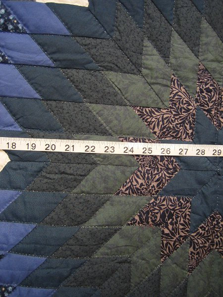 Framed Compass Star Amish Quilt 102x114