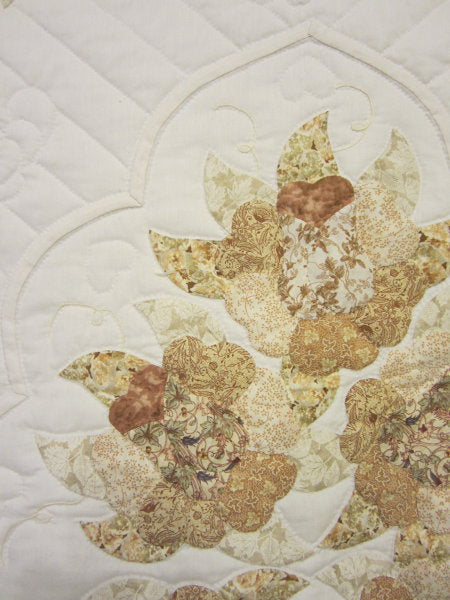 Country Rose Applique Amish Quilt 102x114