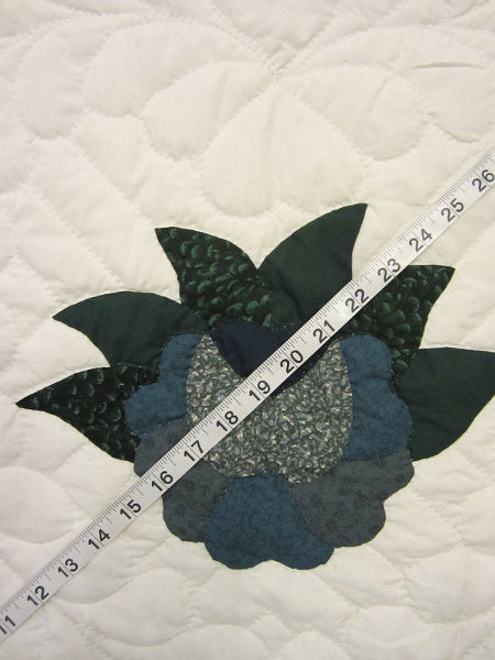 Heart of Roses Applique Amish Quilt with Border King