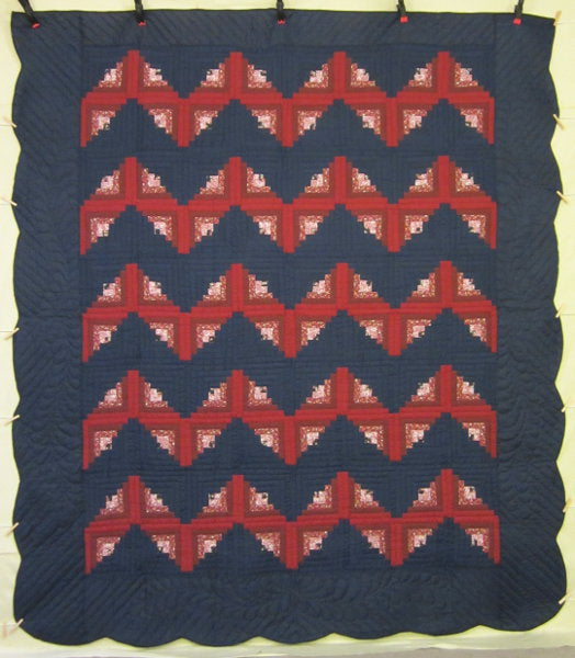Log Cabin Wave Patchwork Amish Quilt 104x117