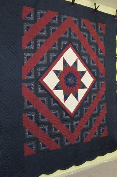 Star Log Cabin Patchwork Amish Quilt 103x116