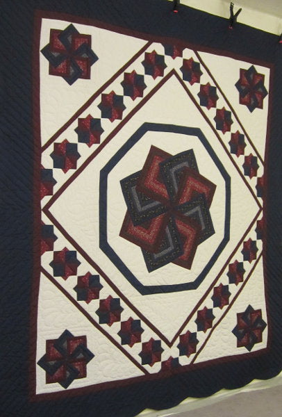 Spin Star Amish Quilt 102x116