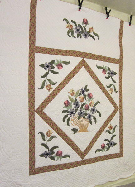 Victorian Basket Applique Amish Quilt 105x116