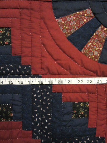 Log Cabin Fan Amish Quilt 103x113