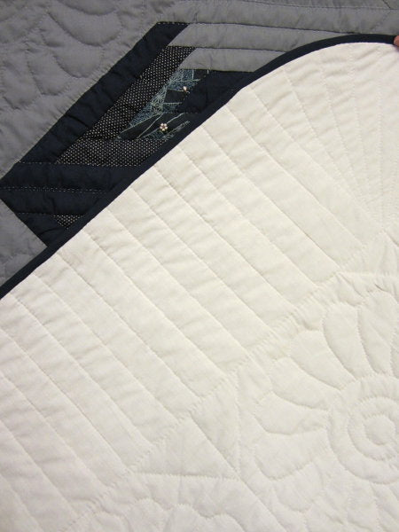 Broken Mineral Star Amish Quilt 104x114