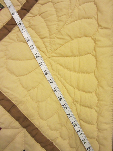 Spinning Star Amish Quilt 102x117