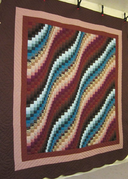 Escalating Patches Amish Patchwork Quilt 107x116