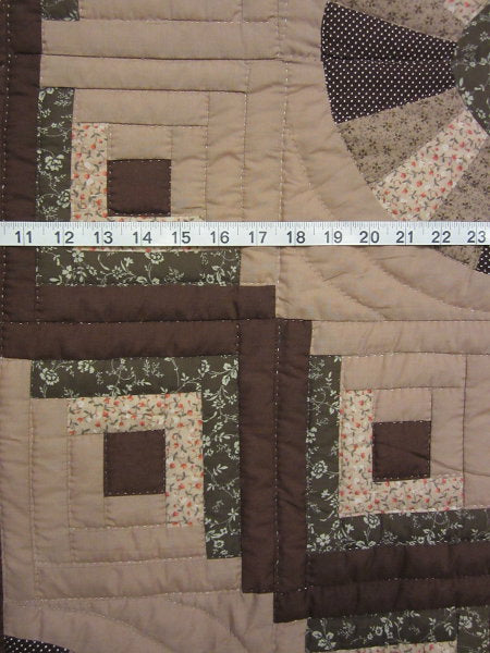 Log Cabin Fan Amish Quilt 102x109