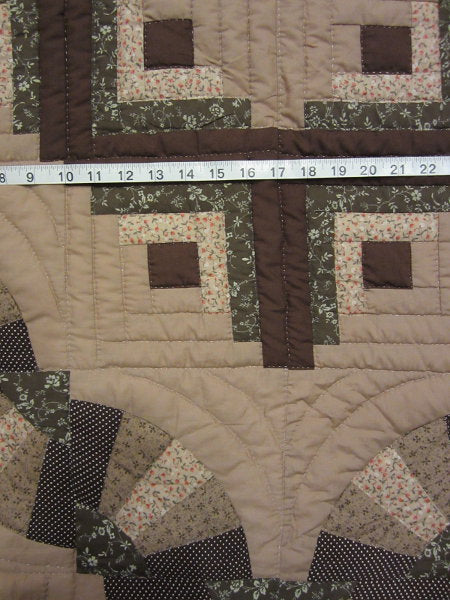 Log Cabin Fan Amish Quilt 102x109