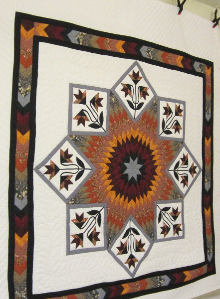 Framed Dutch Tulip Lone Star Amish Quilt 104x115