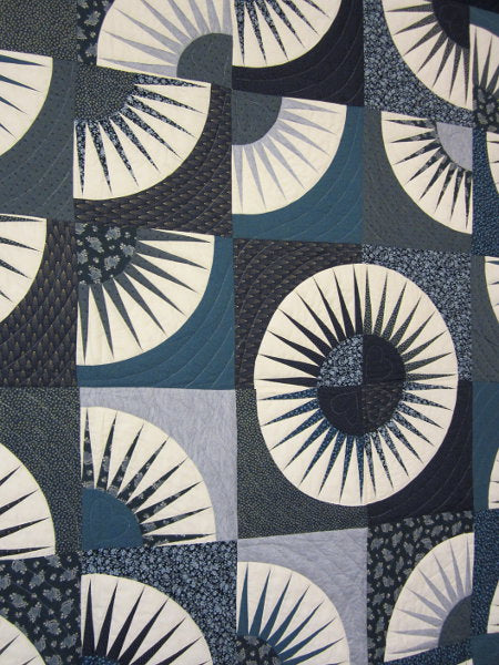 Mariners Kaleidoscope Patchwork Amish Quilt 103x114