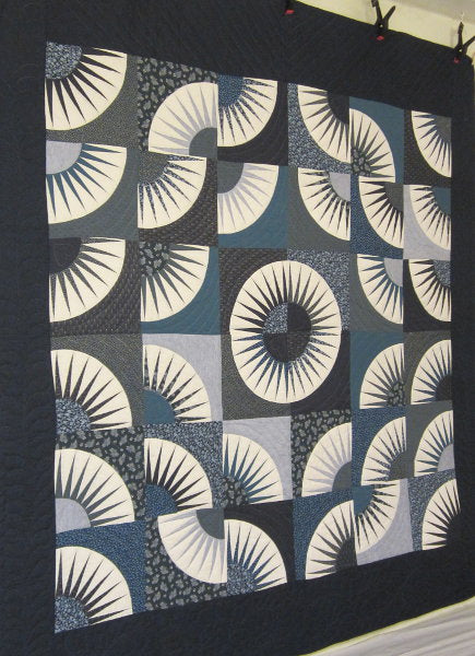Mariners Kaleidoscope Patchwork Amish Quilt 103x114