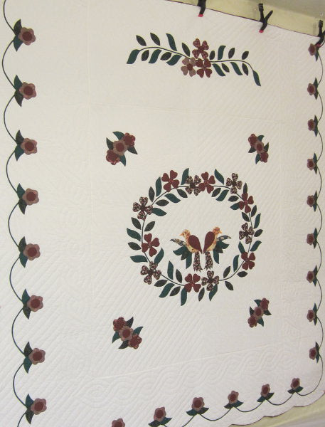 Songbird Wreath Applique Amish Quilt 105x113
