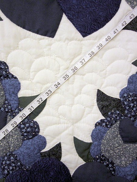 Country Rose Medallion Applique Amish Quilt 102x112
