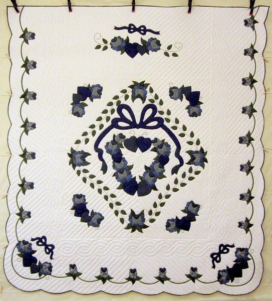 Country Rose Medallion Applique Amish Quilt 102x112