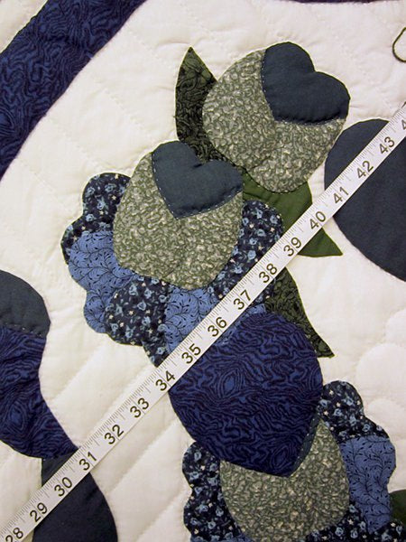 Country Rose Medallion Applique Amish Quilt 102x112