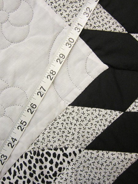 Spectacular Midnight Star Patchwork Amish Quilt 98x109