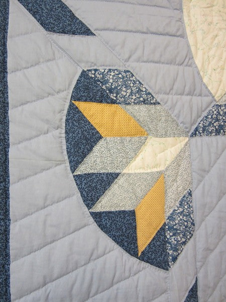 Shining Star Patchwork Amish Quilt 102x105