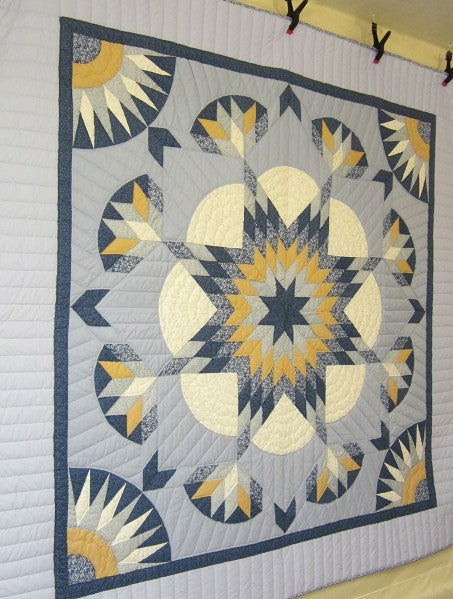 Shining Star Patchwork Amish Quilt 102x105
