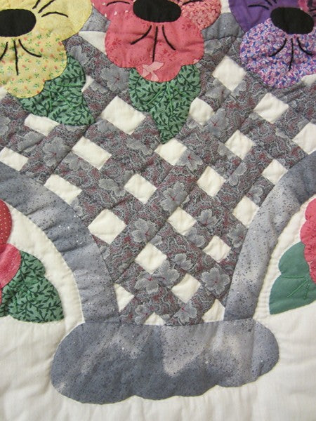 Basket Posies Flower Applique Amish Quilt 92x104