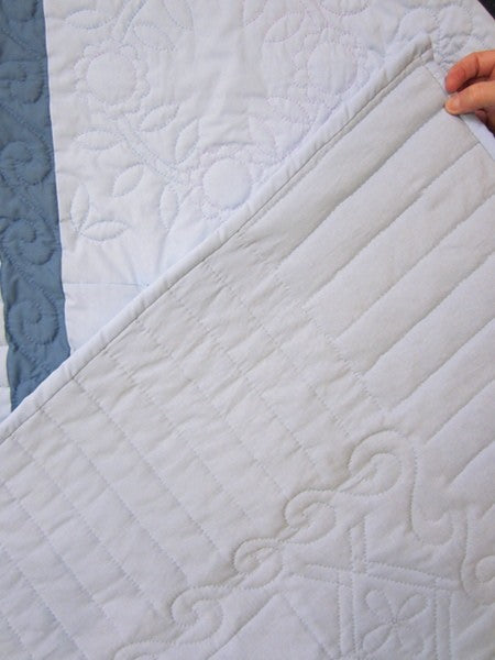 Framed Twinkling Star Patchwork Amish Quilt 94x104