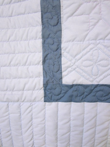 Framed Twinkling Star Patchwork Amish Quilt 94x104