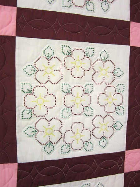 Embroidered Flower Bouquet Amish Quilt 88x105