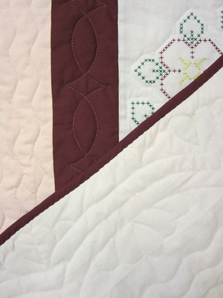 Embroidered Flower Bouquet Amish Quilt 88x105
