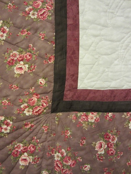 Diamond Star Galaxy Amish Quilt 102x112