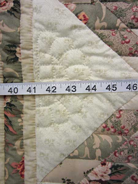 Elegant Ecru Lone Star Patchwork Amish Quilt 98x110