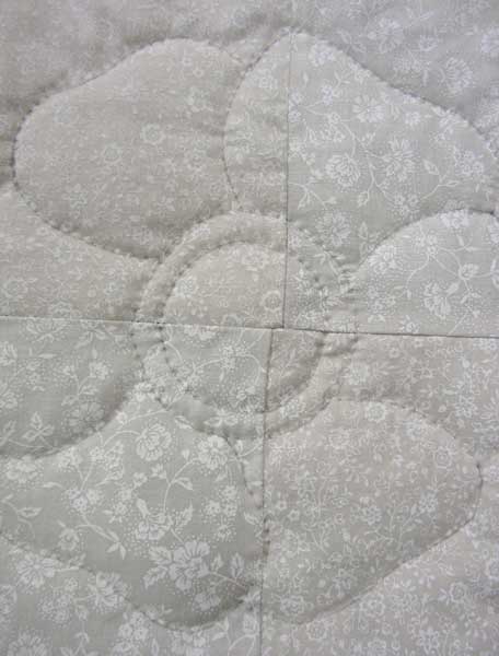 Heart Rose Bud Applique Amish Quilt 101x111