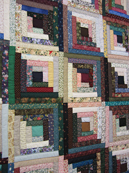 Grandmas Scrap Log Cabin Patchwork Amish Quilt 106x109