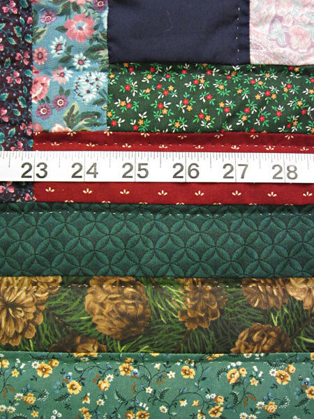 Grandmas Scrap Log Cabin Patchwork Amish Quilt 106x109