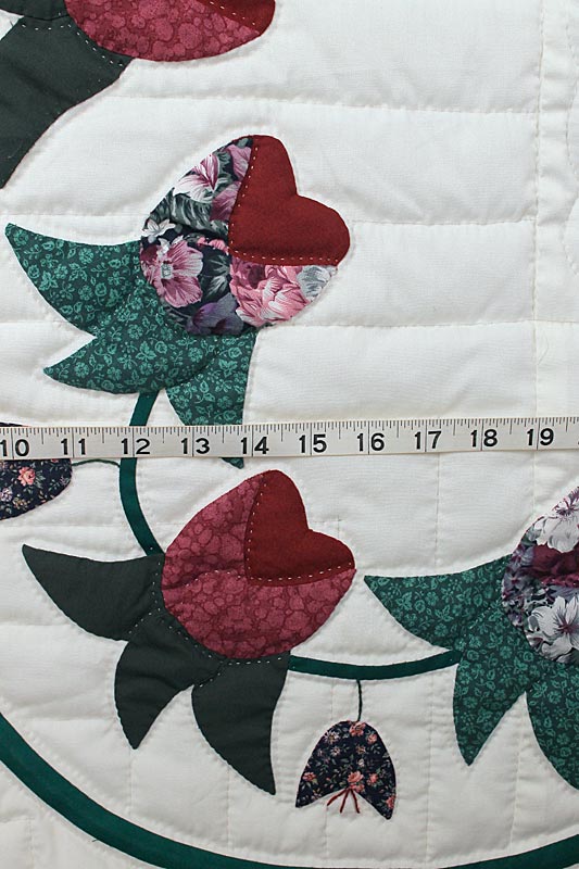 Heart of Roses Applique Amish Quilt 98x107
