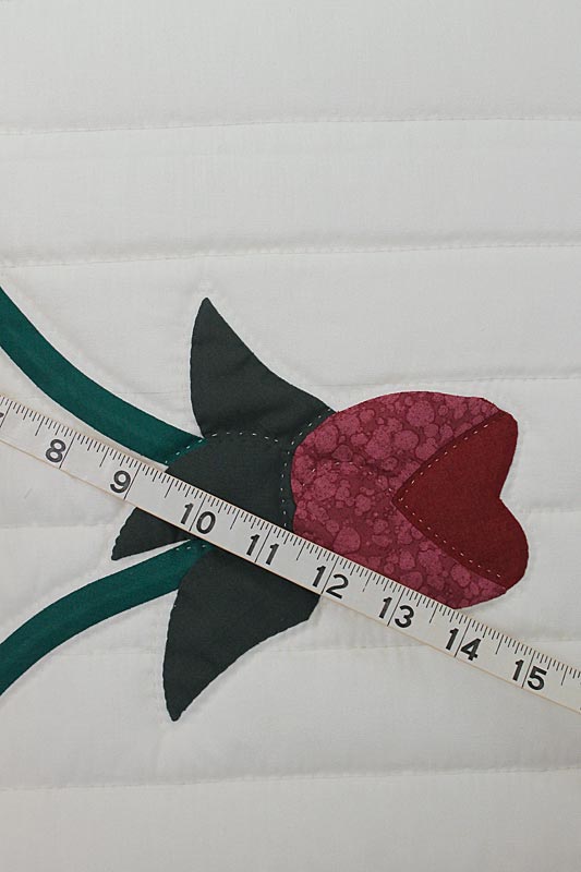 Heart of Roses Applique Amish Quilt 98x107