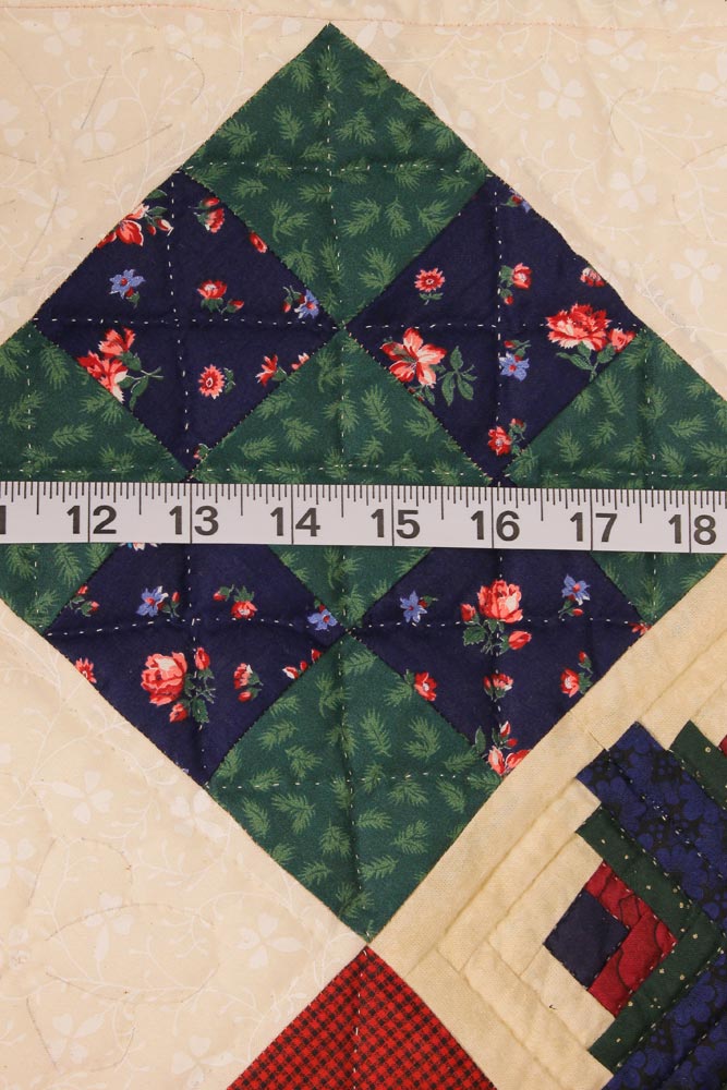 Log Cabins in Town Square Amish Patchwork Wall Hanging Quilt W14004PVSS