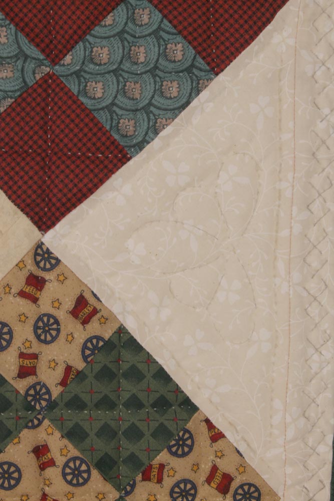 Log Cabins in Town Square Amish Patchwork Wall Hanging Quilt W14004PVSS