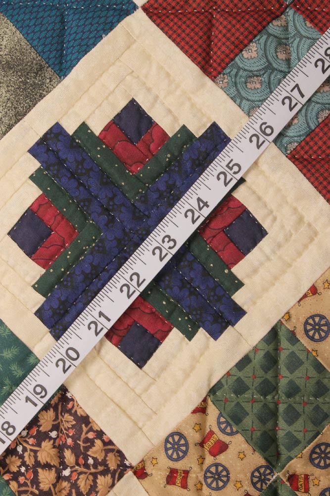 Log Cabins in Town Square Amish Patchwork Wall Hanging Quilt W14004PVSS