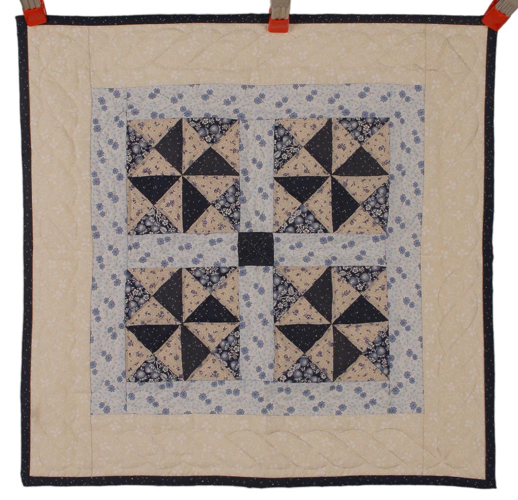 Spinning Windmils Amish Patchwork Wall Hanging Quilt W14005PVSS